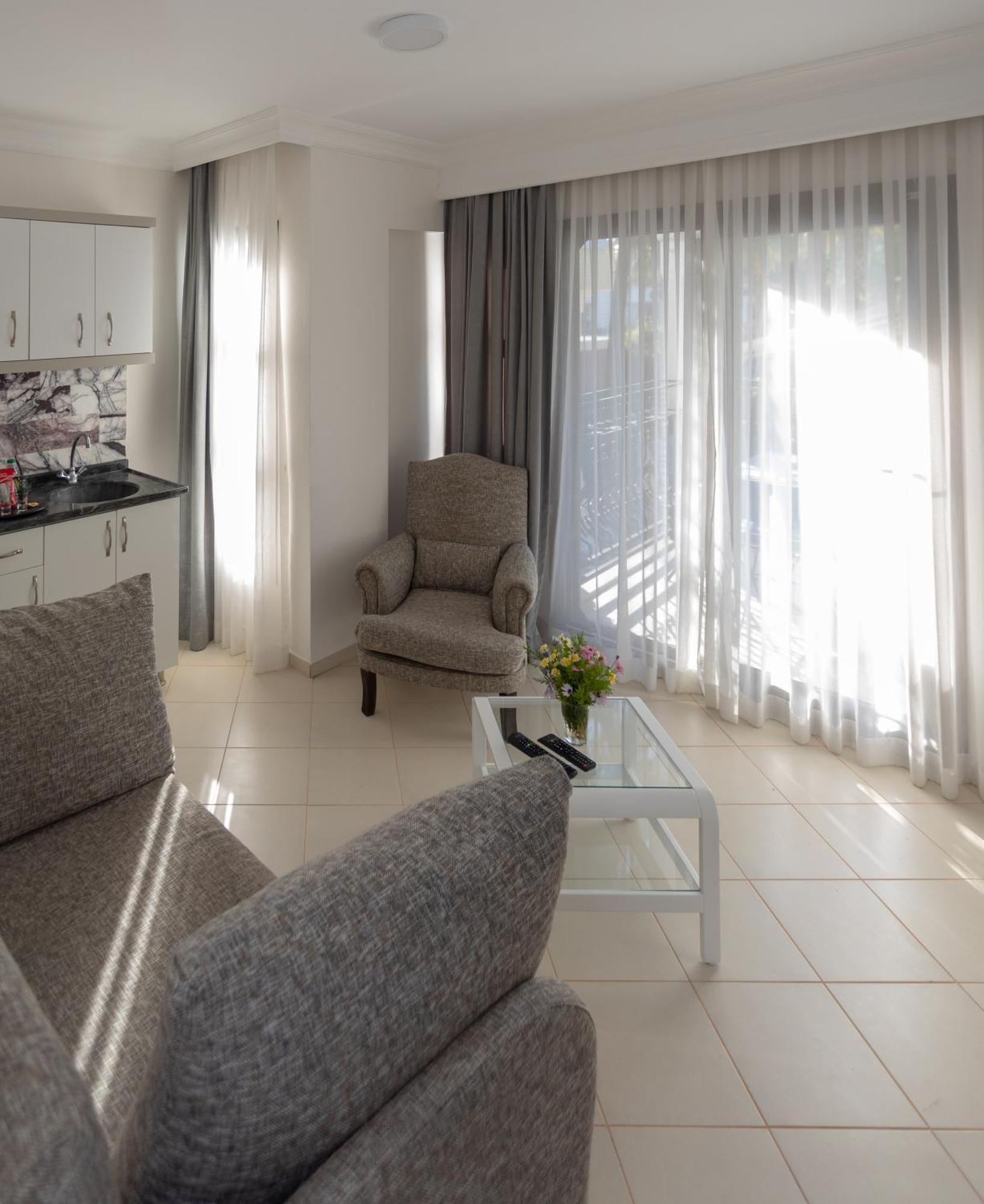 Mitos Apartments Marmaris Bagian luar foto